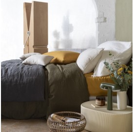 Mix and match de linge de lit couleurs Jaune Pépite, Kaki, Petit Lait et Chambray Lin