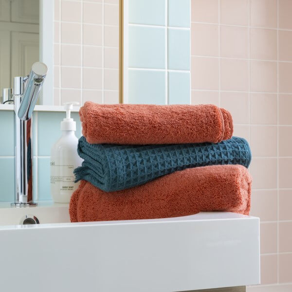 https://www.baralinge.com/img/cms/linge-de-lit-bain-bob.jpg